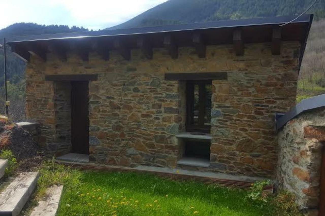 Les Forques De'N Pep Apartment Toses Bagian luar foto