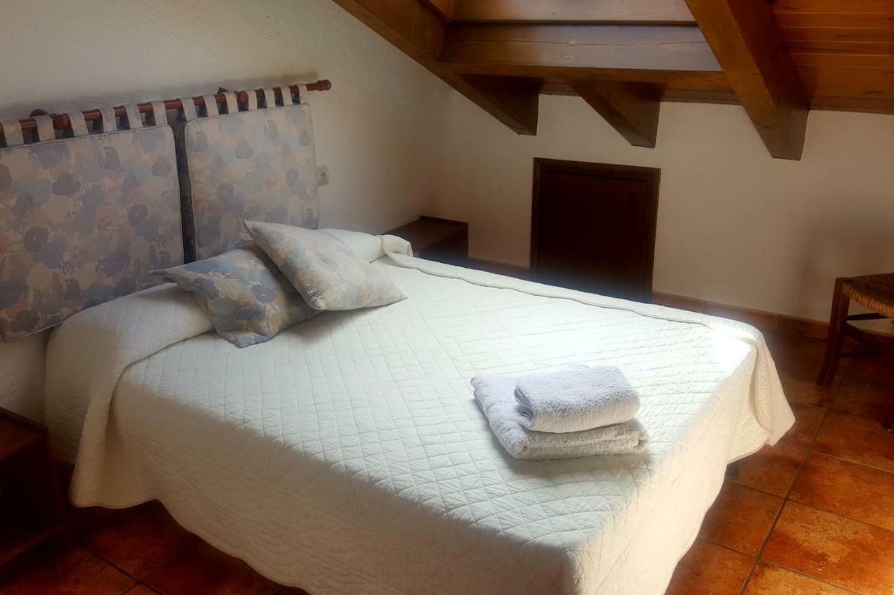 Les Forques De'N Pep Apartment Toses Bagian luar foto